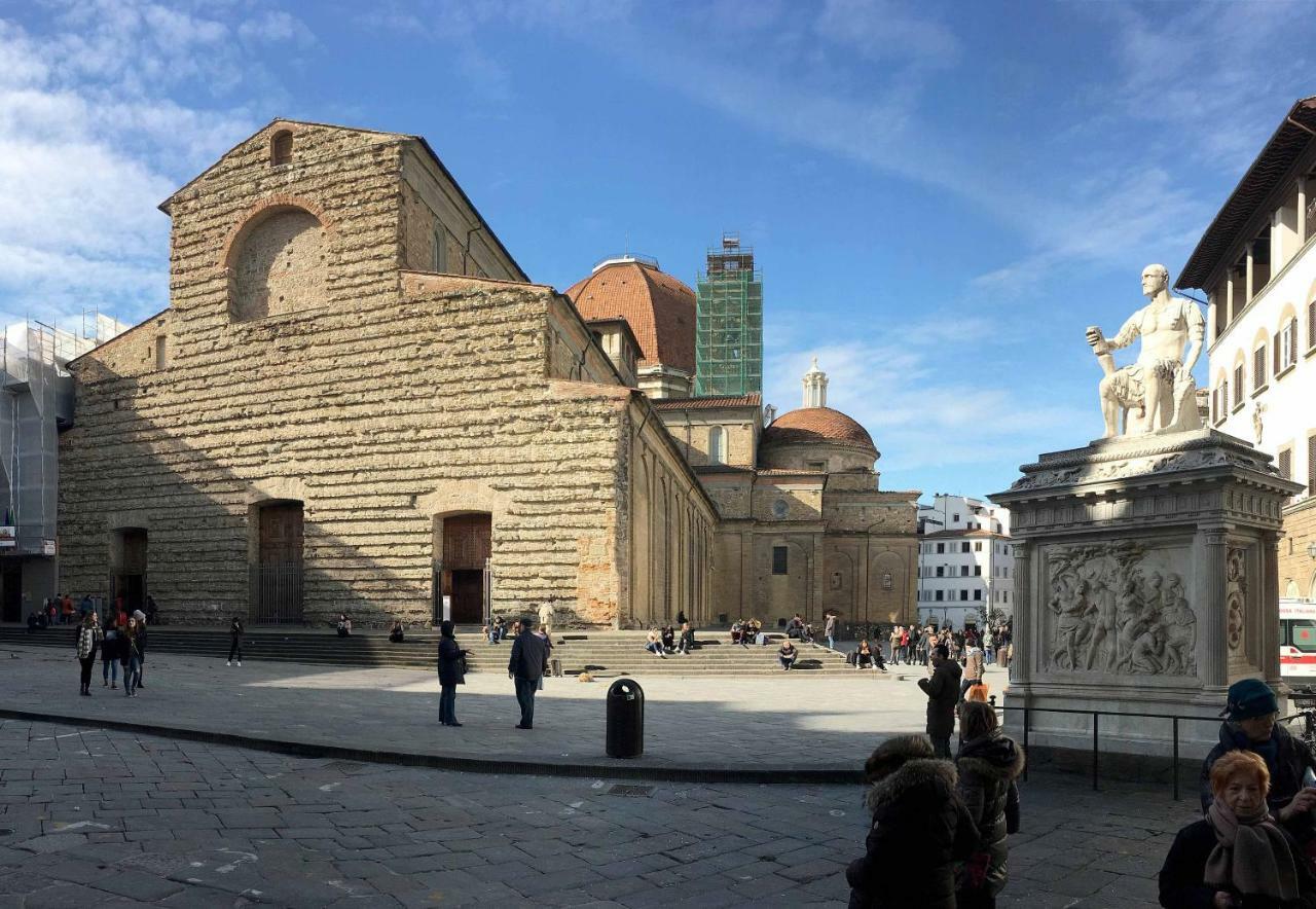 Close To Michelangelo Florence Exterior photo